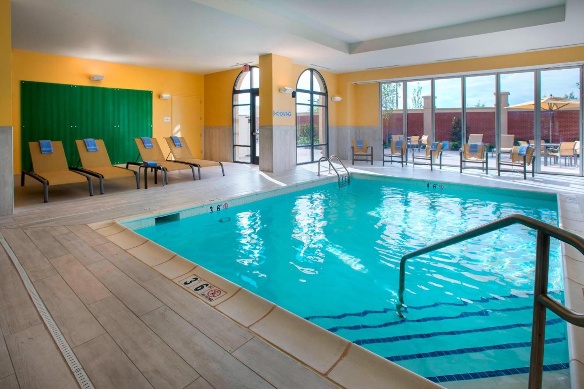 Courtyard By Marriott Philadelphia Lansdale Hotel Kültér fotó